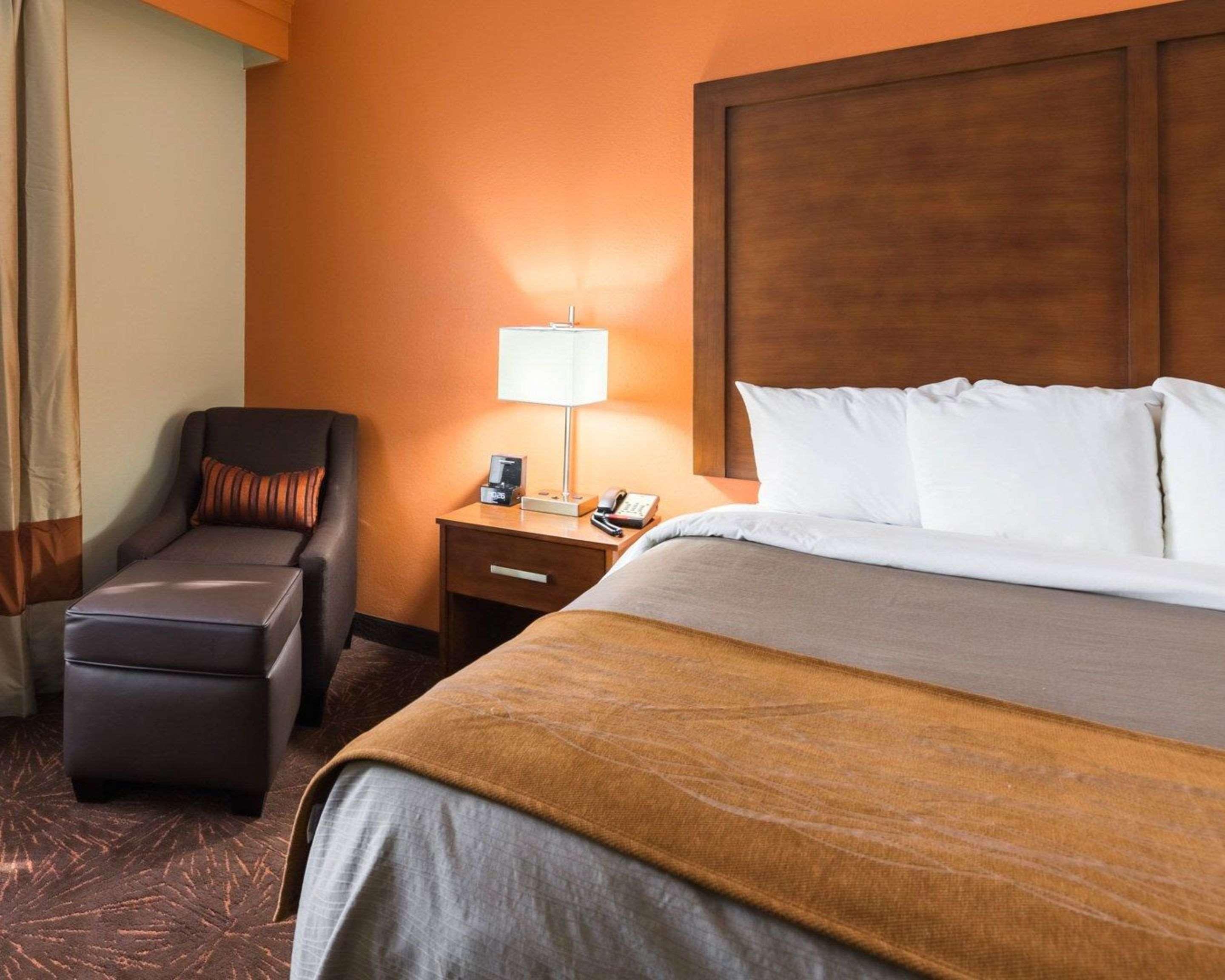 Econo Lodge Inn&Suites East Houston Exterior foto