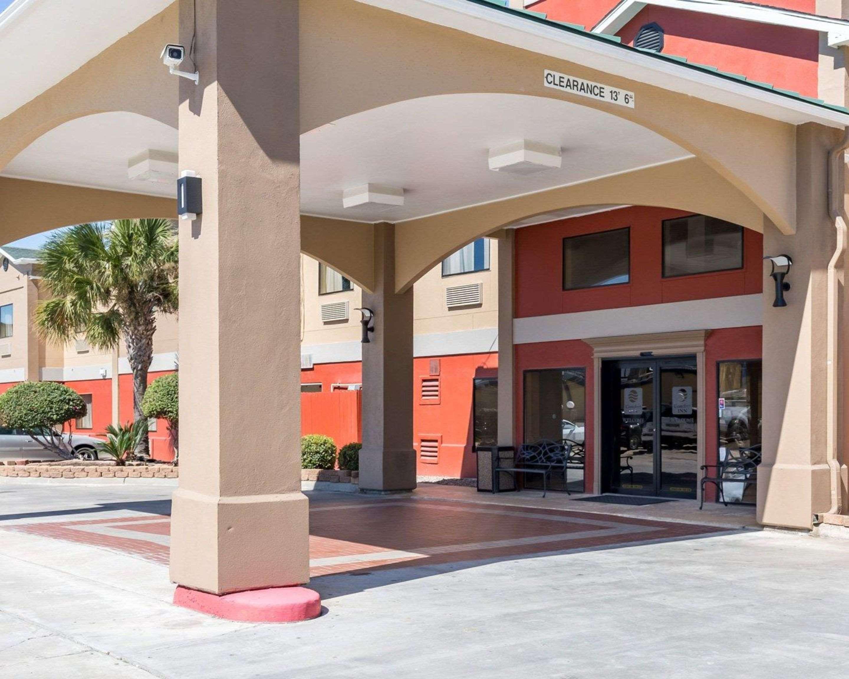 Econo Lodge Inn&Suites East Houston Exterior foto
